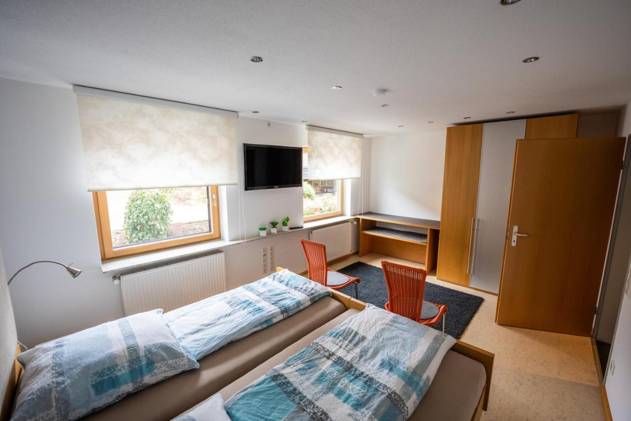 Laendliche 2-Zimmer Wohnung Bad Ditzenbach Buitenkant foto