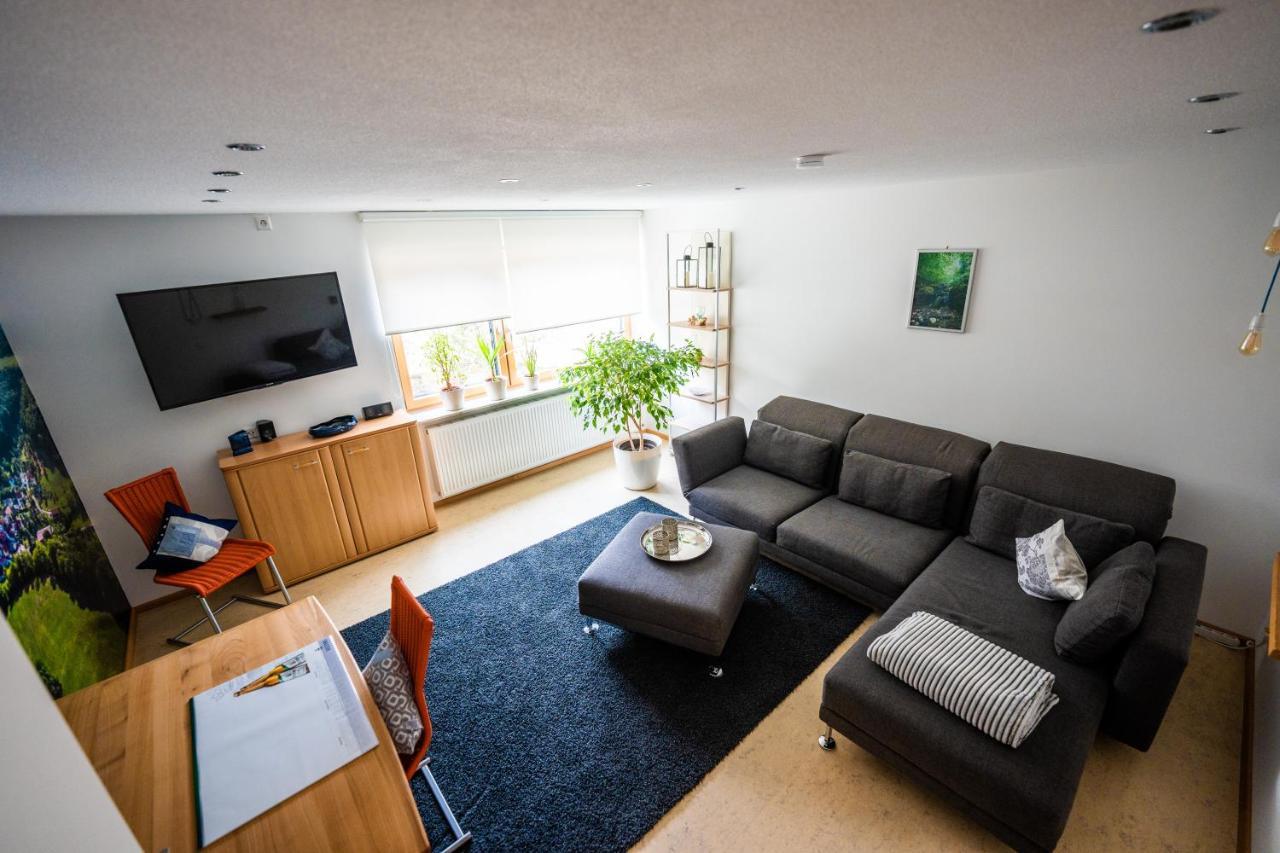 Laendliche 2-Zimmer Wohnung Bad Ditzenbach Buitenkant foto