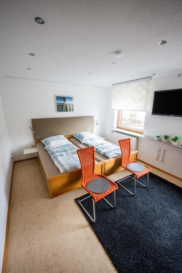 Laendliche 2-Zimmer Wohnung Bad Ditzenbach Buitenkant foto