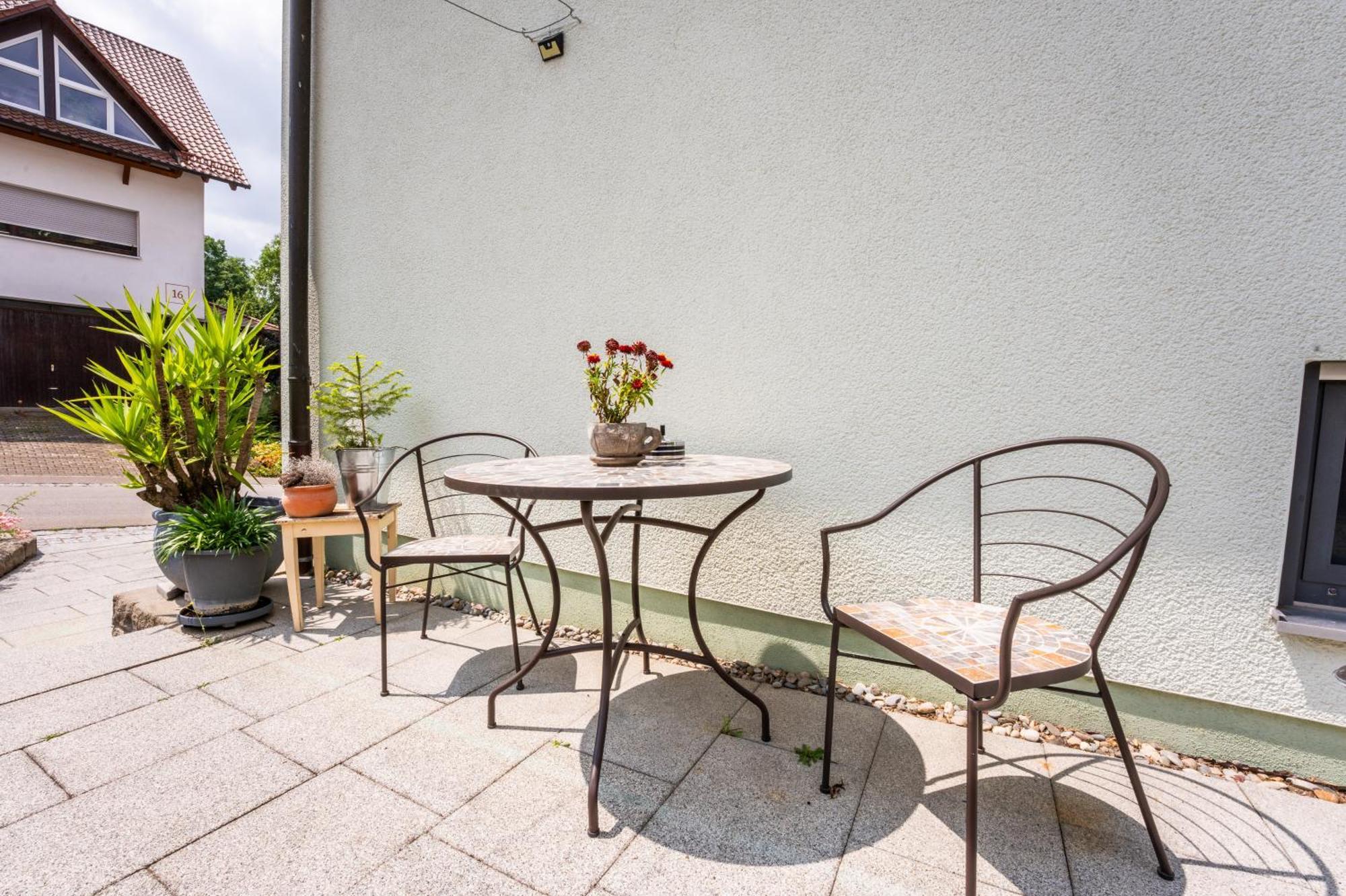 Laendliche 2-Zimmer Wohnung Bad Ditzenbach Buitenkant foto